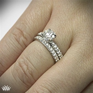 Difference between engagement ring wedding band