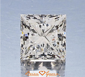 upclose view of 1 carat princess cut diamond