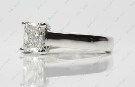 cross prong solitaire setting