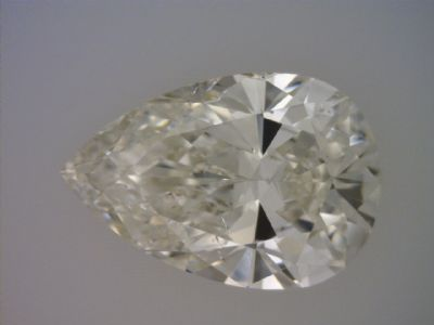 pear diamond with faint bow tie