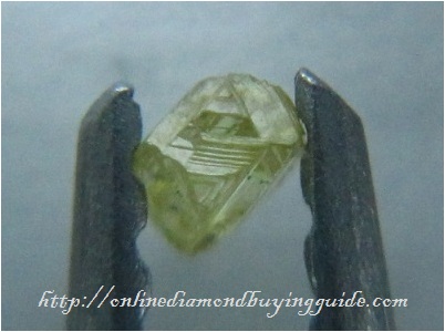 triangle patternings on diamond surfaces