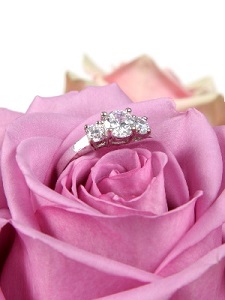 smart way to shopping engagement rings