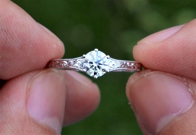 f-color-diamond-ring