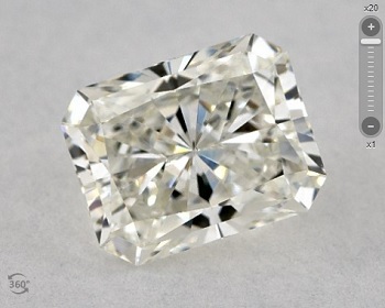eyeclean yellowish tint 1 carat vs2 radiant cut diamond