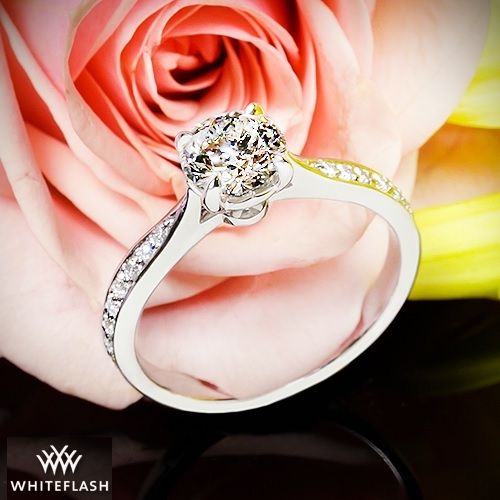 whiteflash pave setting ring with round melee diamonds