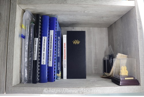 whiteflash review jewelry box stacks up nicely in bookcase